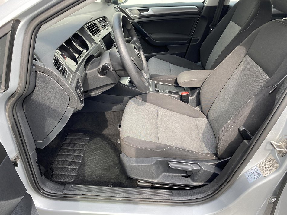 Volkswagen Golf 1.6TDi 