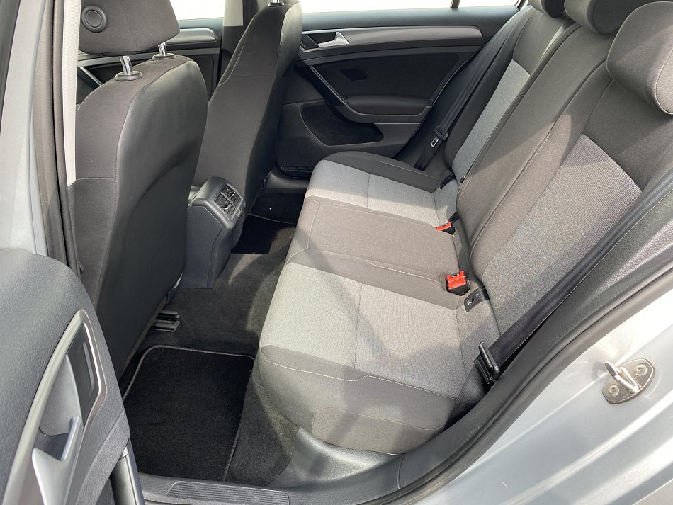 Volkswagen Golf 1.6TDi 