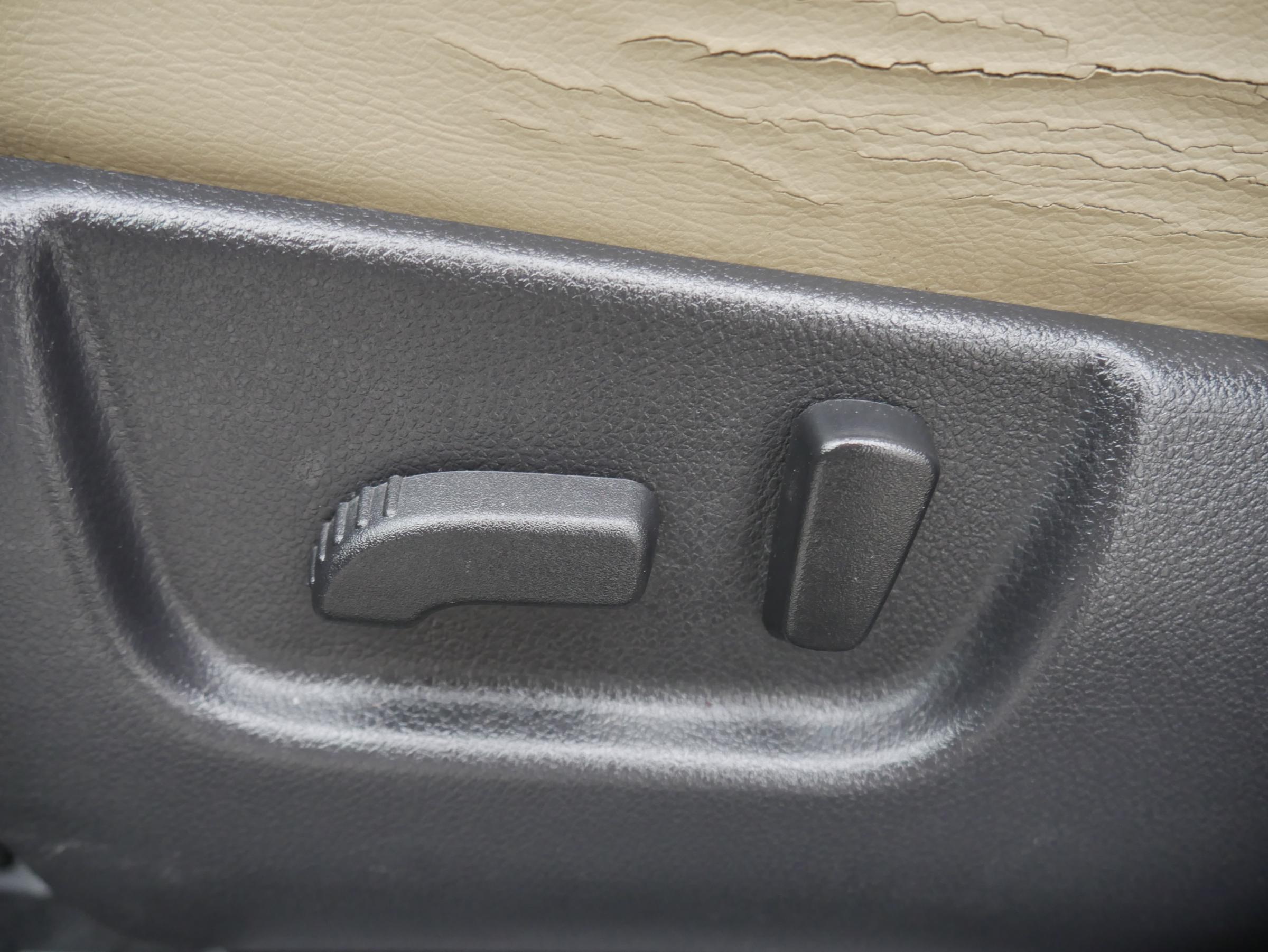 Nissan X-Trail, 2011 - pohled č. 13