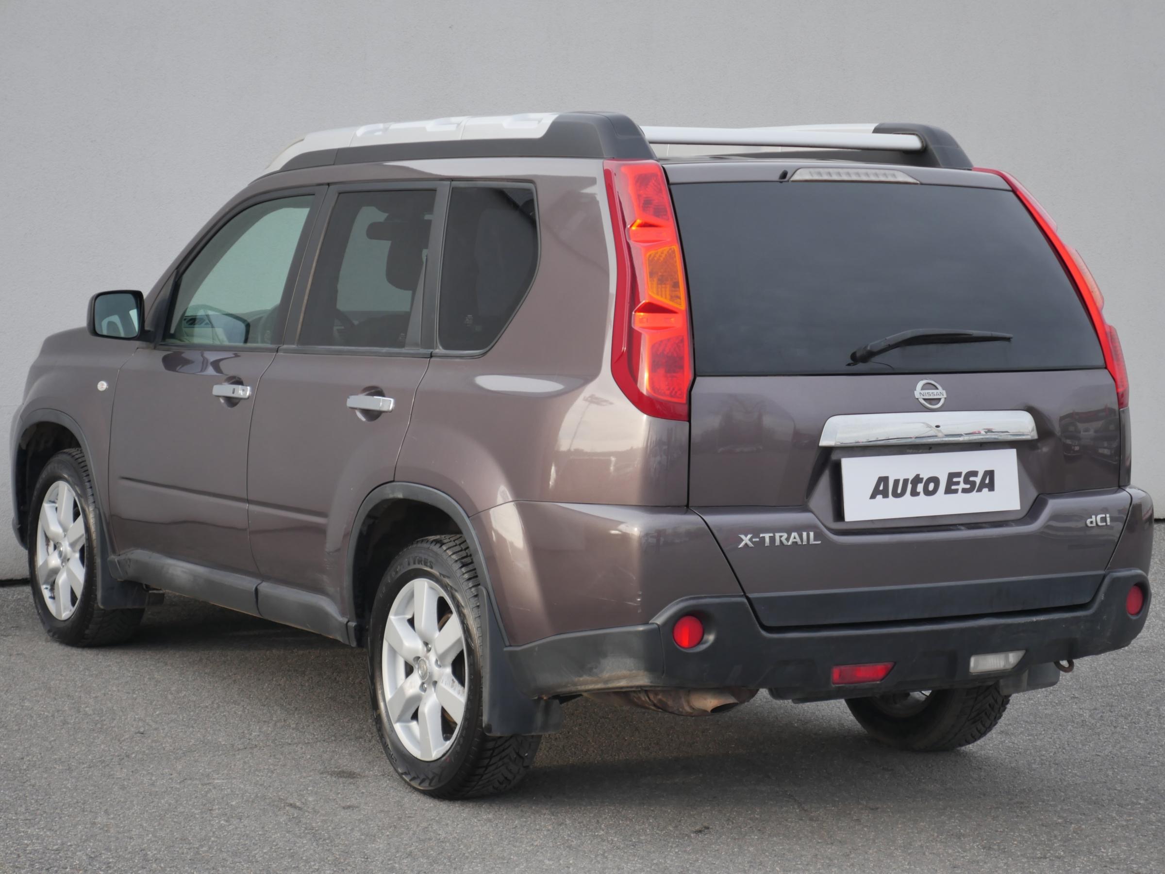 Nissan X-Trail, 2011 - pohled č. 6