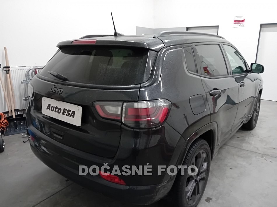 Jeep Compass 1.3Gse 