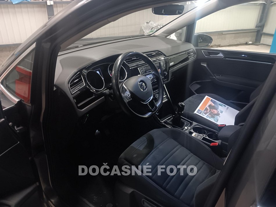 Volkswagen Touran 1.4TSi 