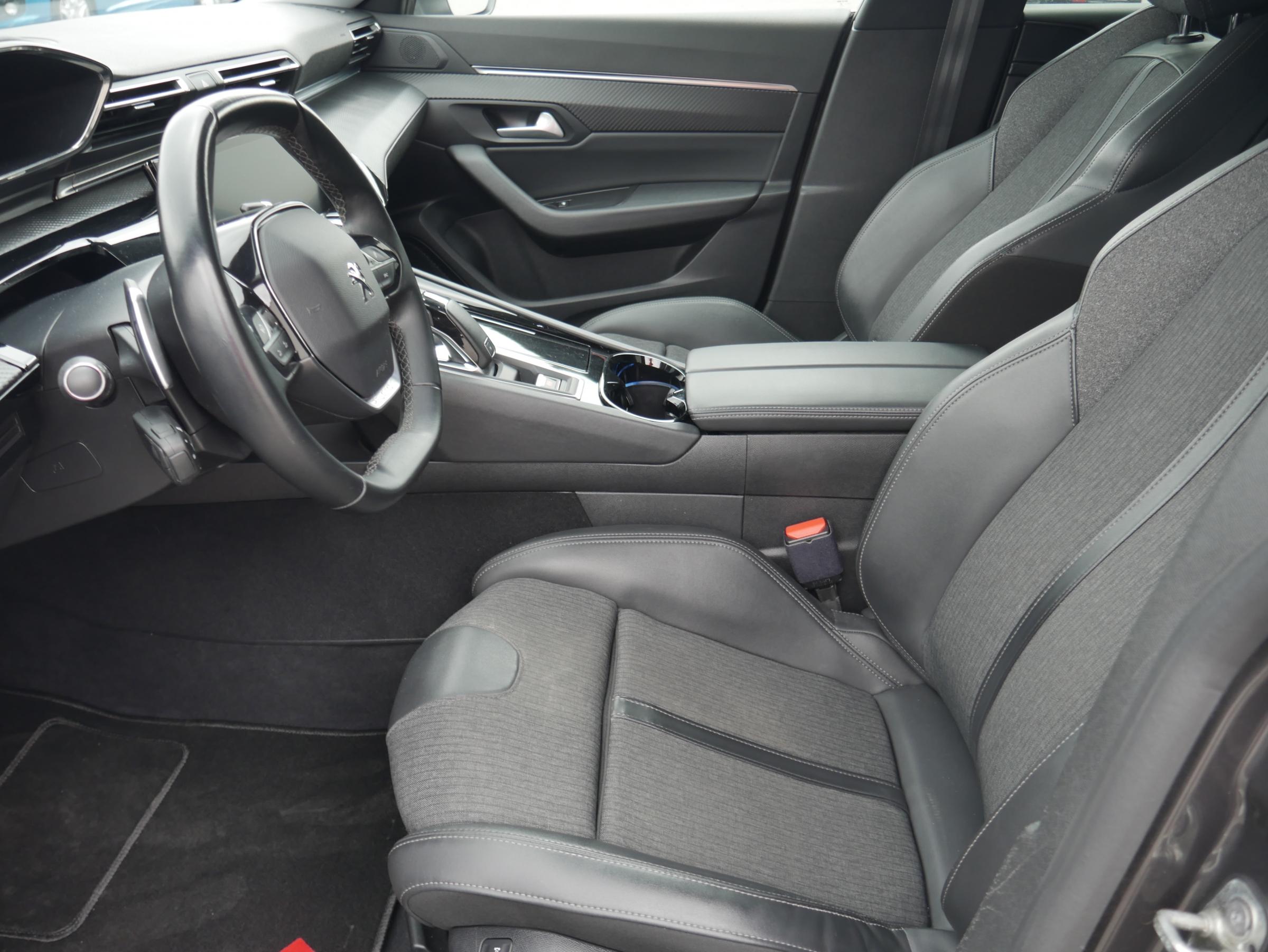 Peugeot 508, 2021 - pohled č. 9