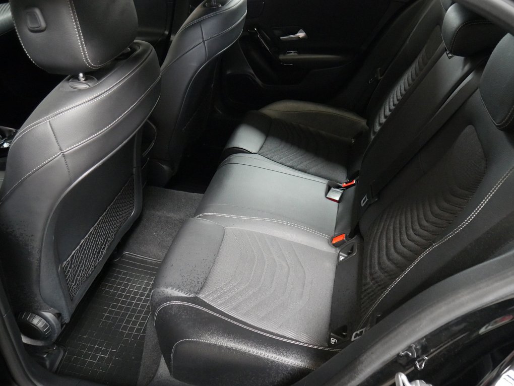 Mercedes-Benz Třída A 1.3i 