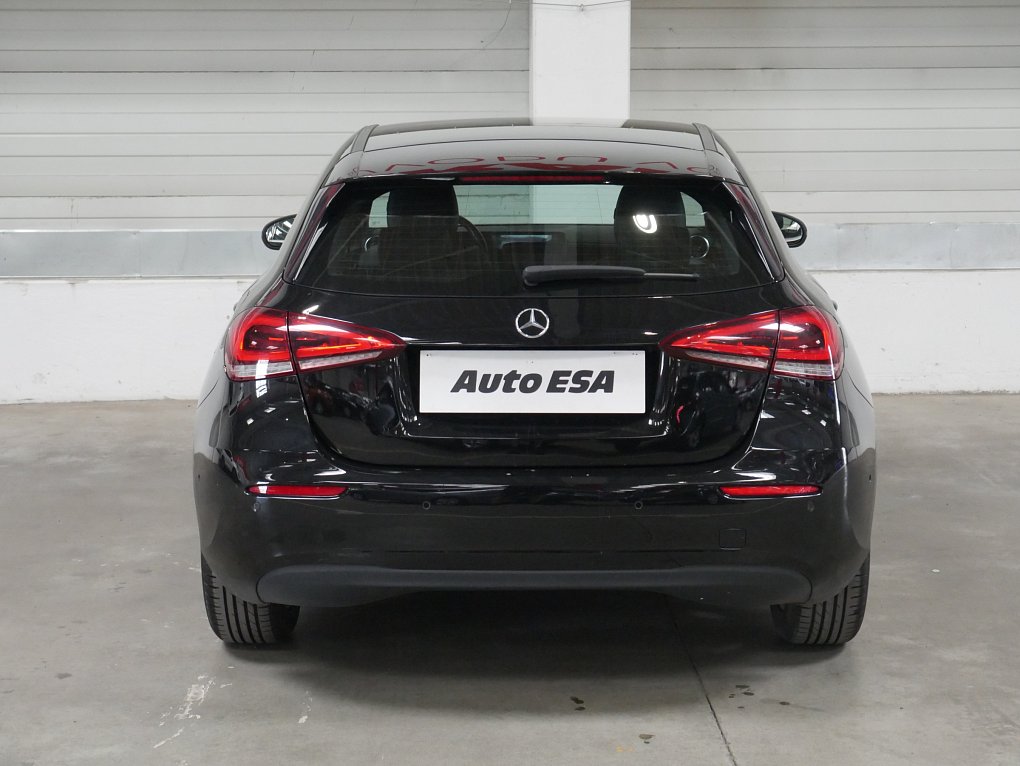 Mercedes-Benz Třída A 1.3i 