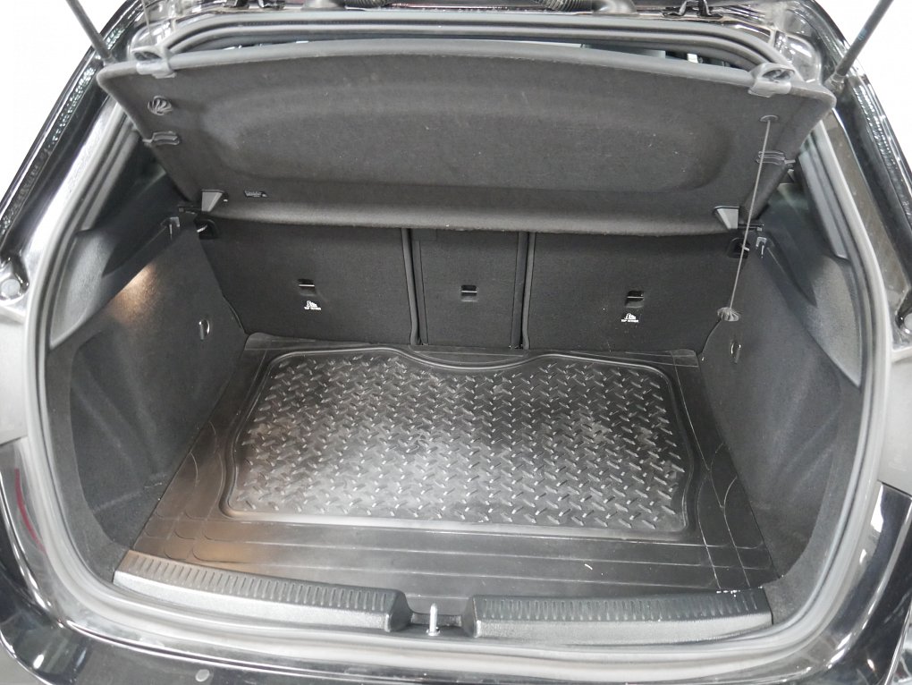 Mercedes-Benz Třída A 1.3i 