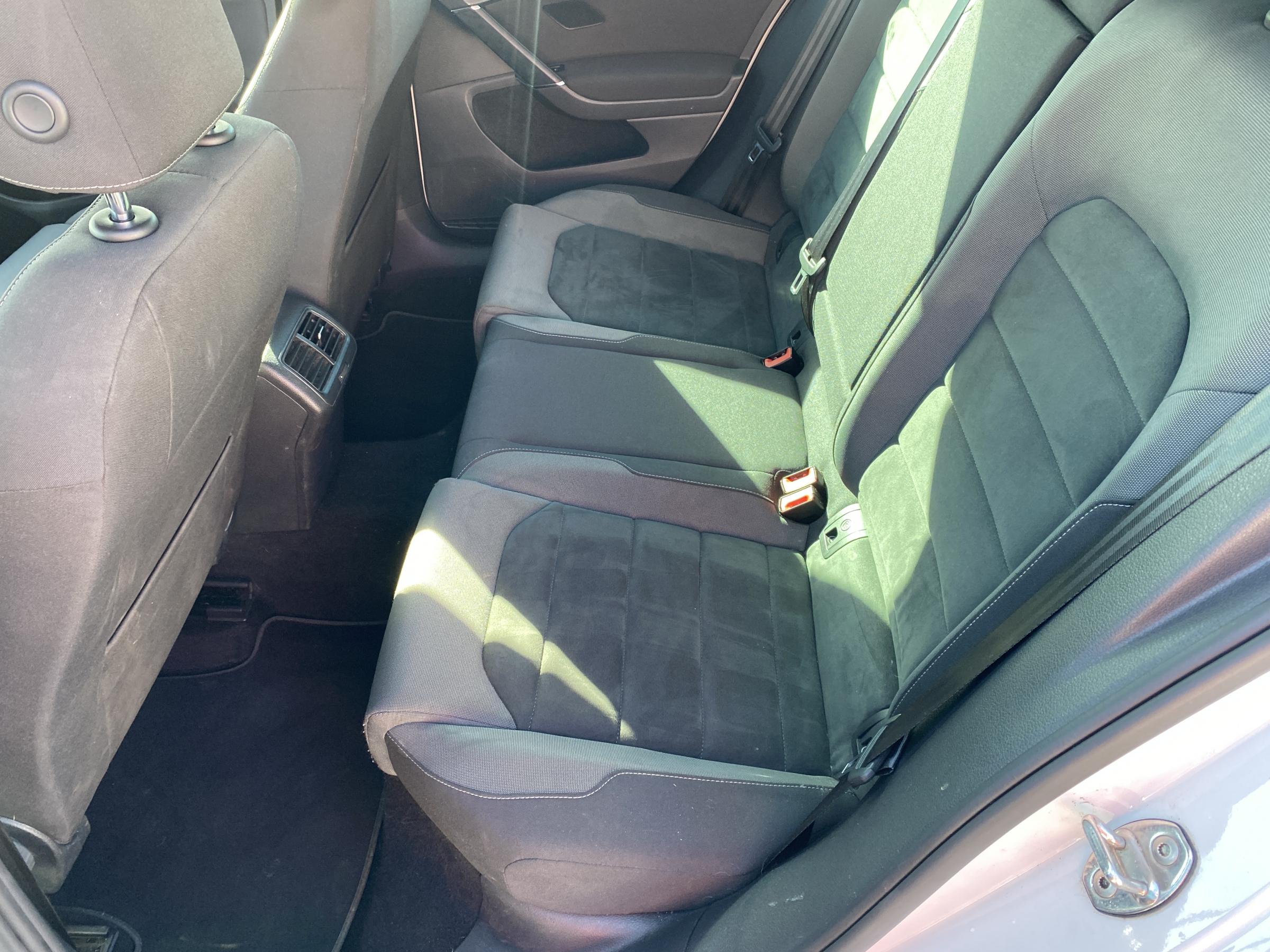 Volkswagen Golf, 2020 - pohled č. 10