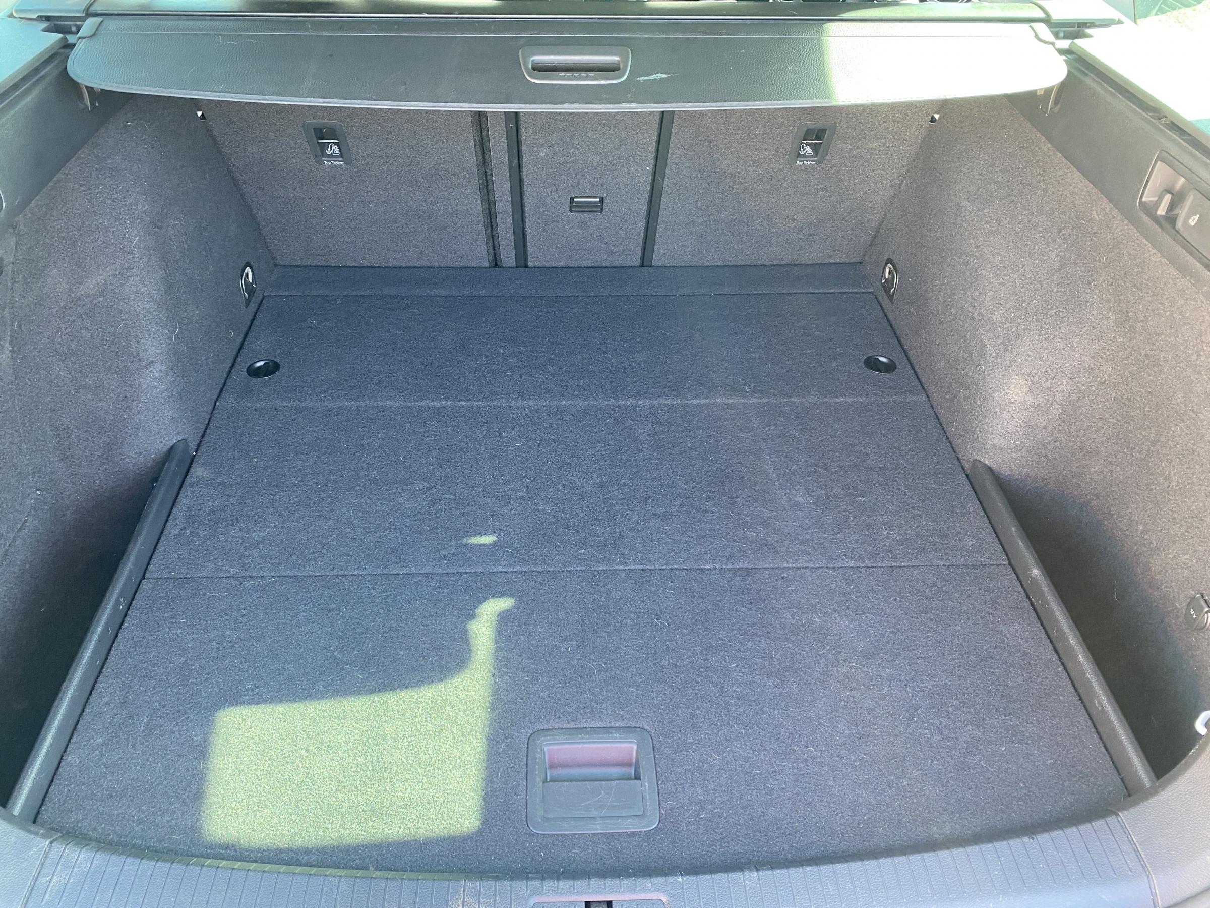 Volkswagen Golf, 2020 - pohled č. 7