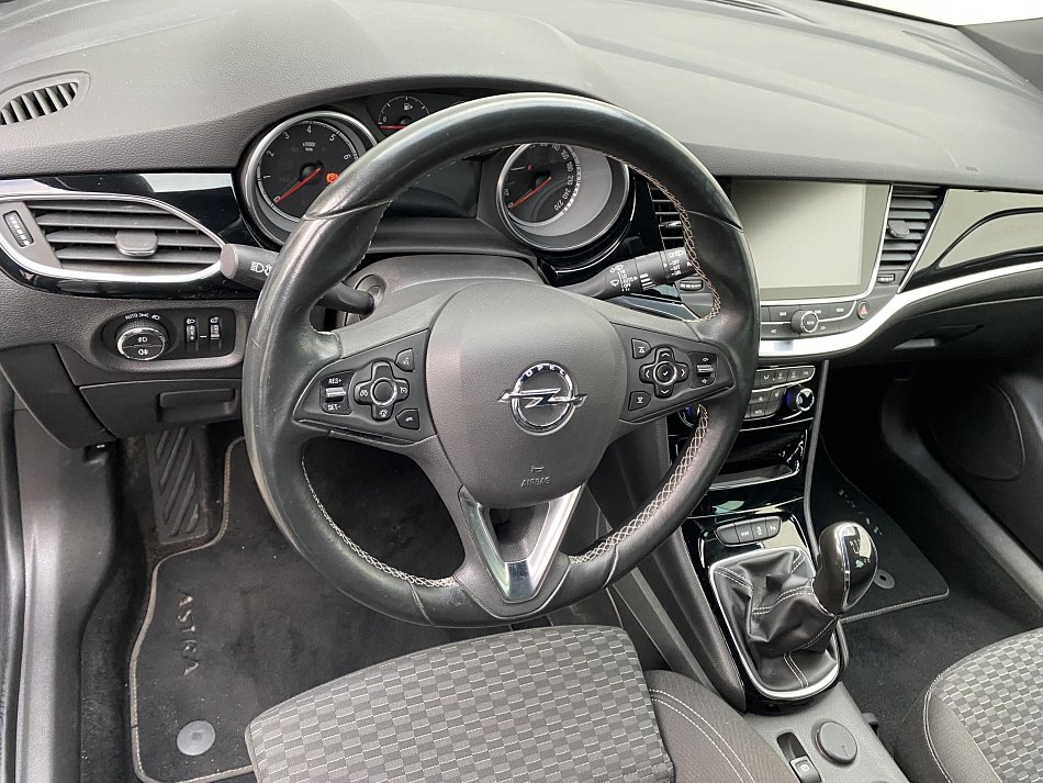 Opel Astra 1.4 T Dynamic