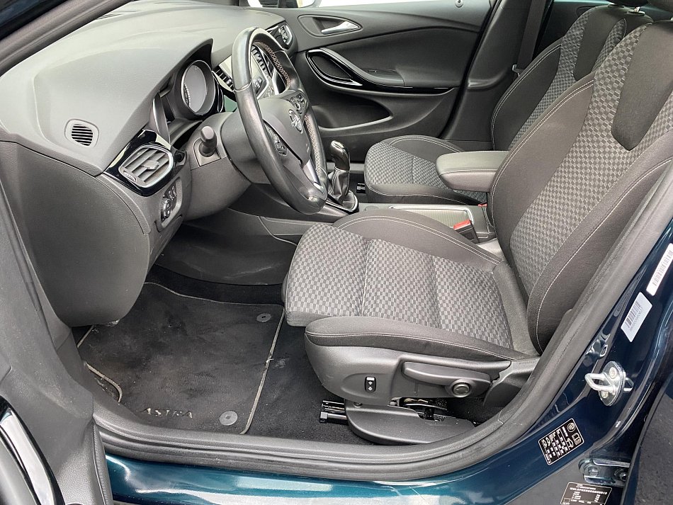 Opel Astra 1.4 T Dynamic