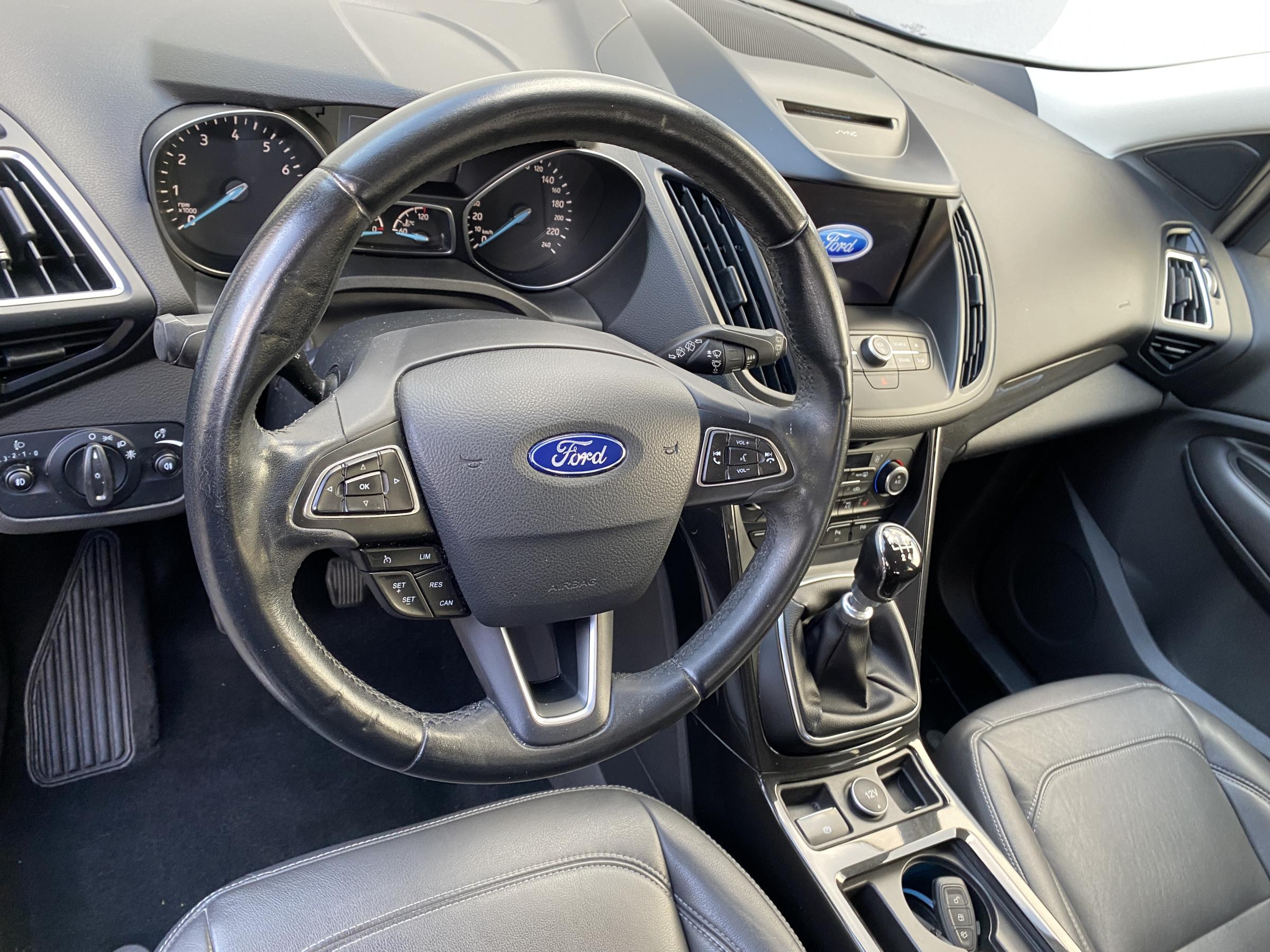 Ford Kuga, 2017 - pohled č. 15