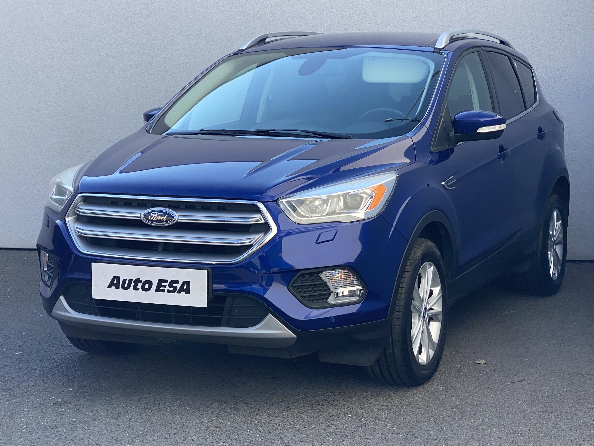 Ford Kuga, 2017 - pohled č. 3