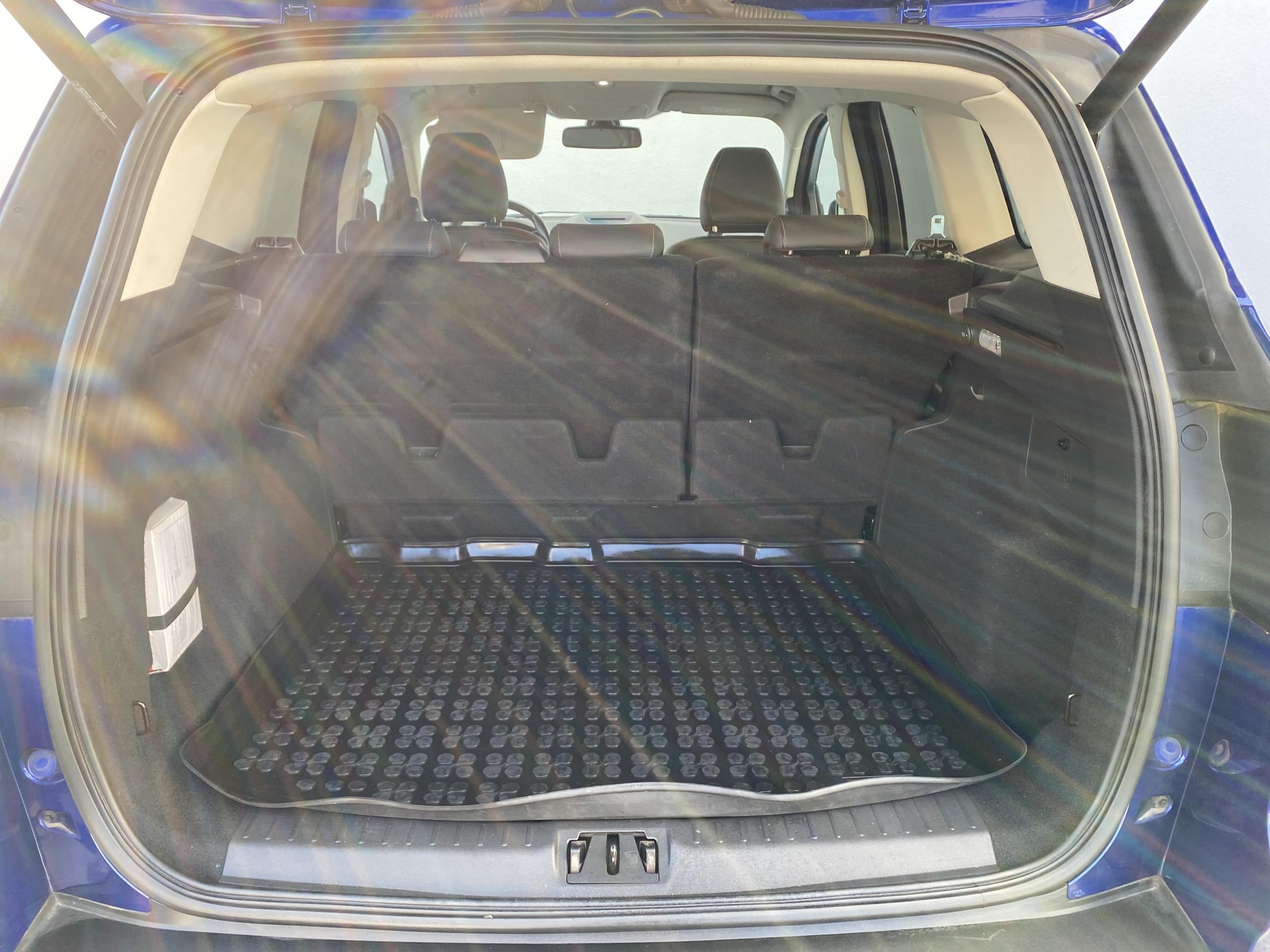 Ford Kuga, 2017 - pohled č. 8