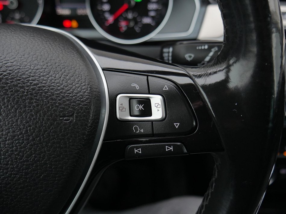 Volkswagen Passat 2.0TDi Highline