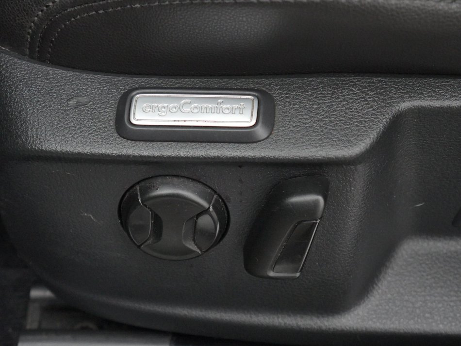 Volkswagen Passat 2.0TDi Highline