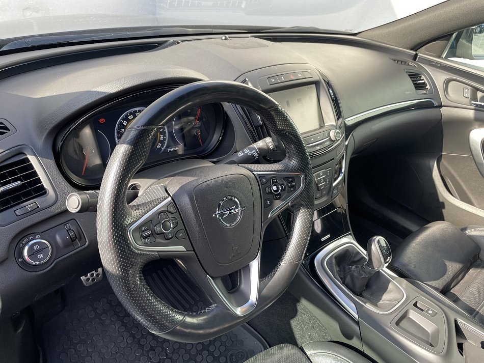 Opel Insignia 2.0 CDTi 