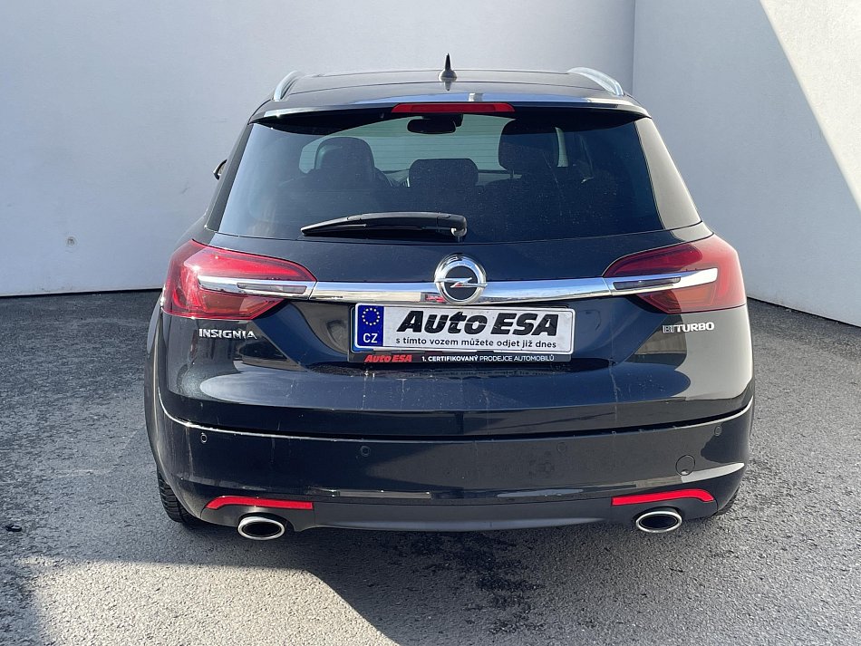 Opel Insignia 2.0 CDTi 