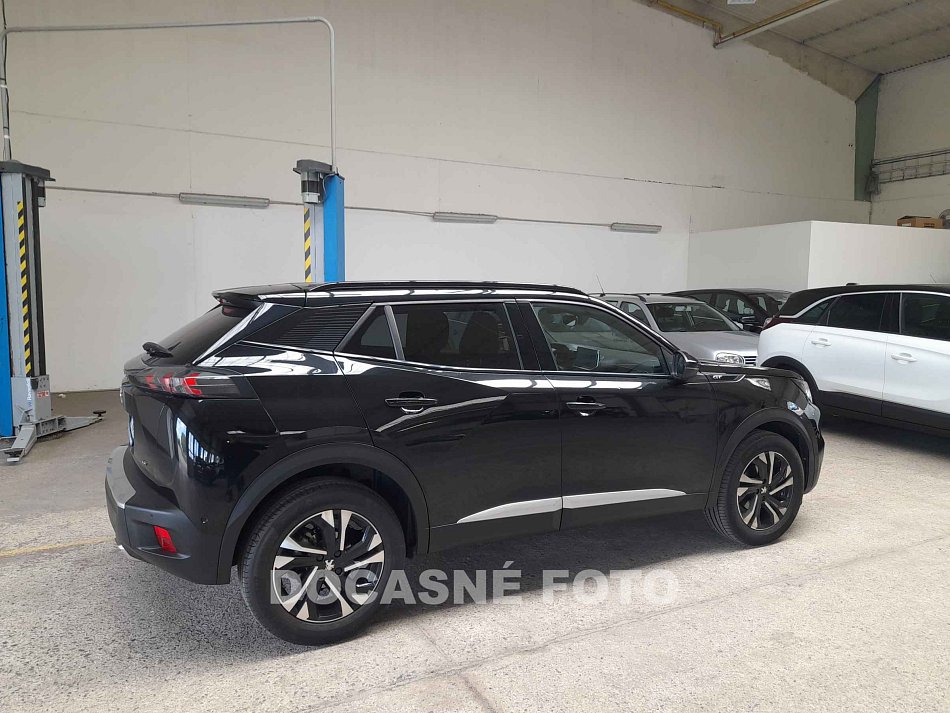Peugeot 2008 1.2PT 