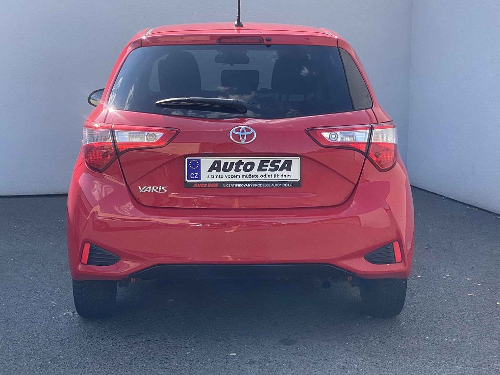 Toyota Yaris 1.5 VVT-i Active