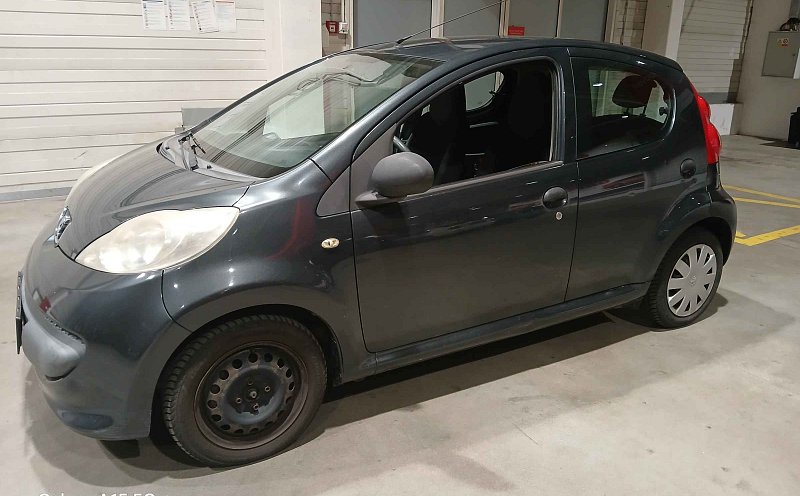 Peugeot 107 1.0i 