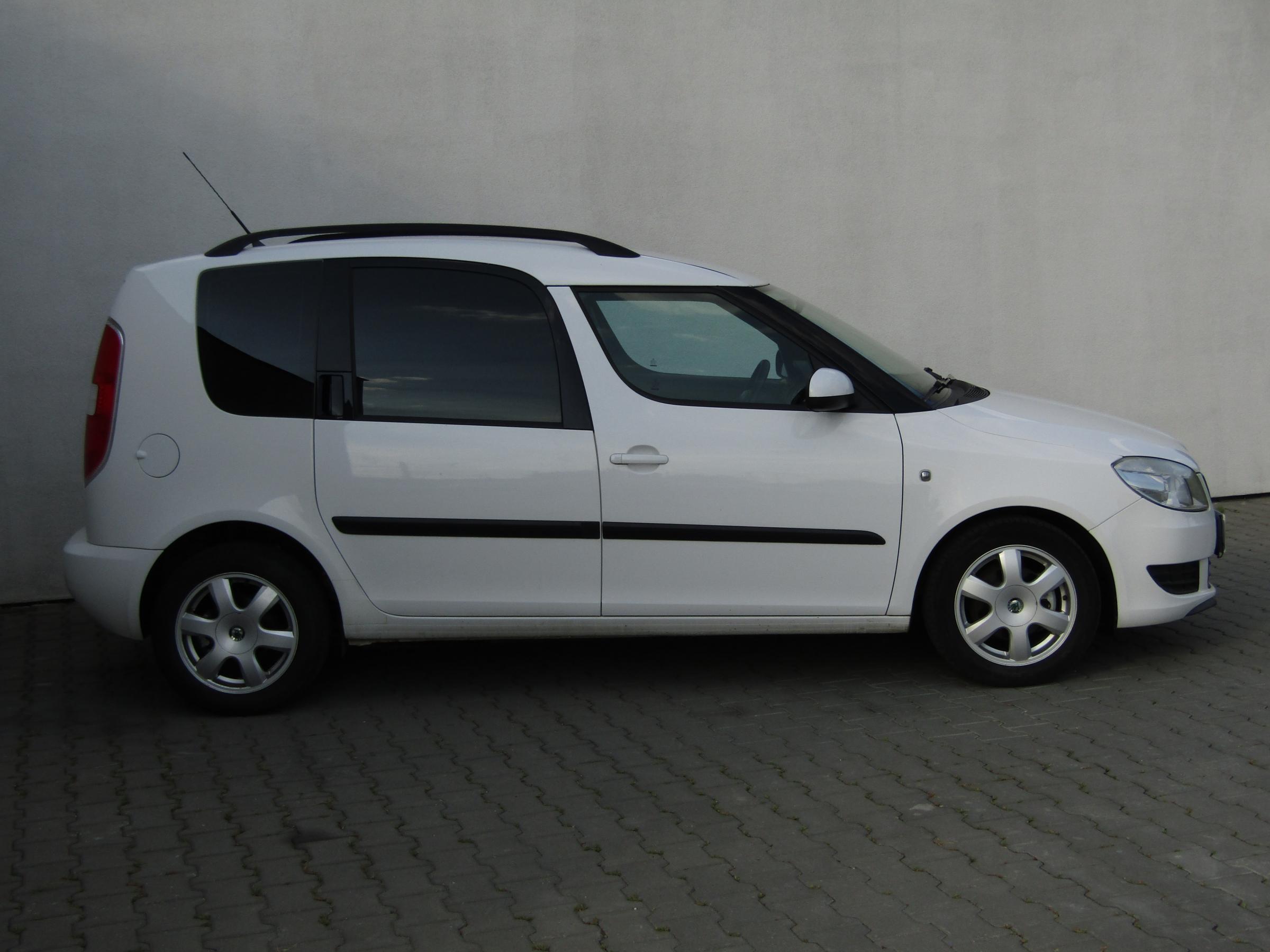 Škoda Roomster, 2010 - pohled č. 4