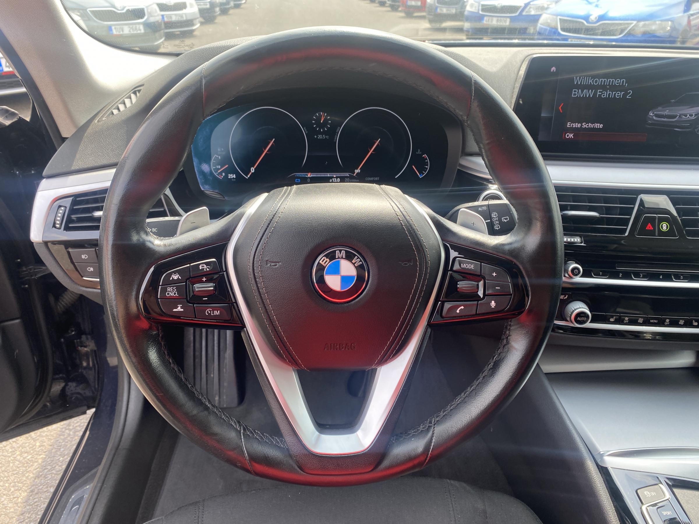 BMW Řada 5, 2018 - pohled č. 8