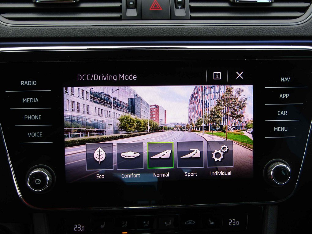 Škoda Superb III 2.0 TDi 