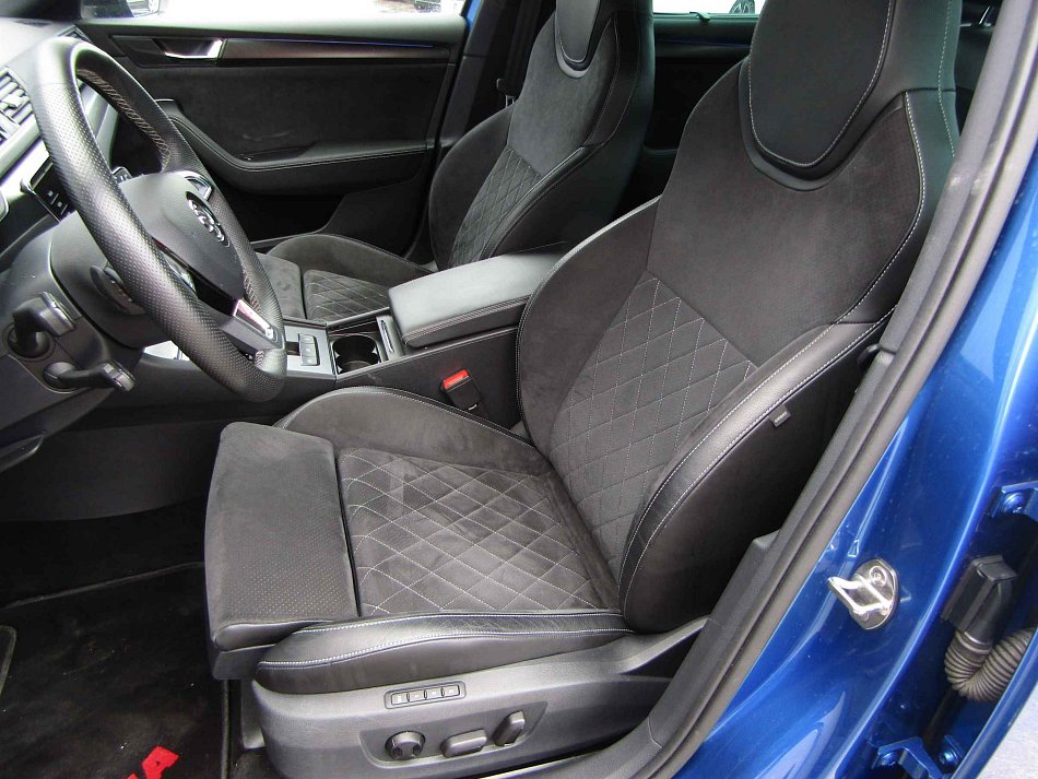 Škoda Superb III 2.0 TDi 