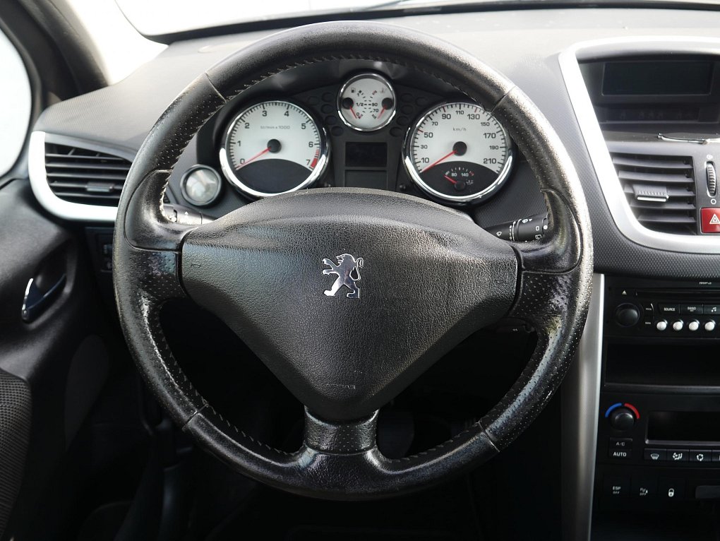 Peugeot 207 1.6i 
