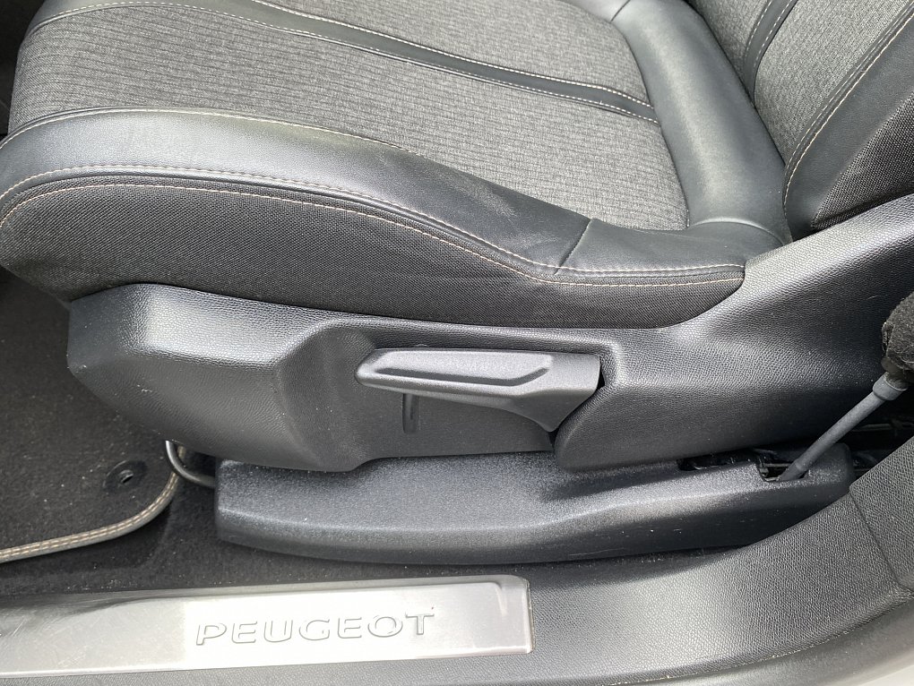 Peugeot 3008 1.2PT GT Line