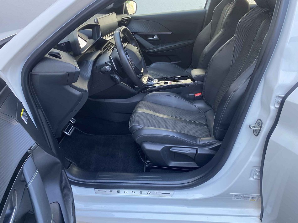 Peugeot 208 1.2 PT GT Line