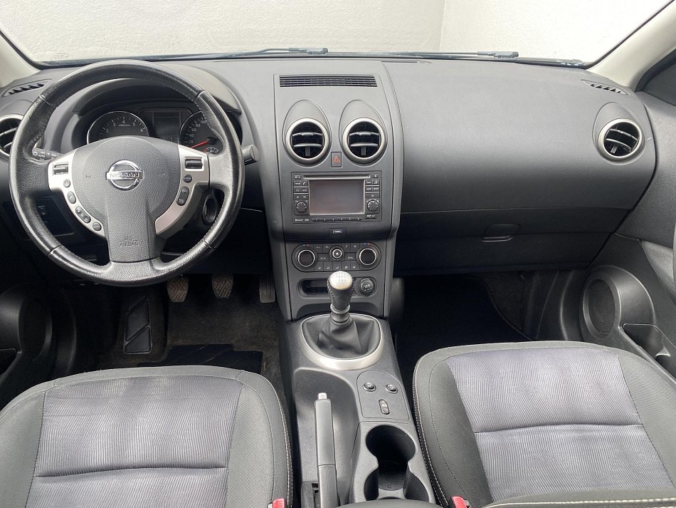 Nissan Qashqai 2.0i Acenta +2