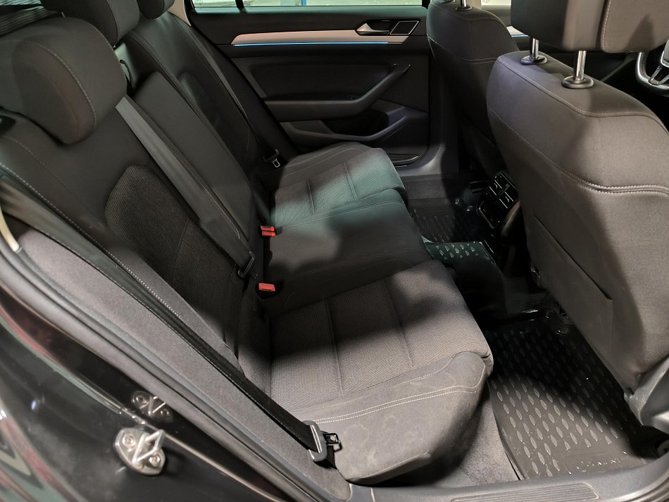 Volkswagen Passat 1.6 TDi 