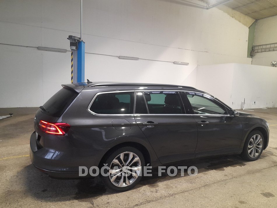 Volkswagen Passat 1.6 TDi 