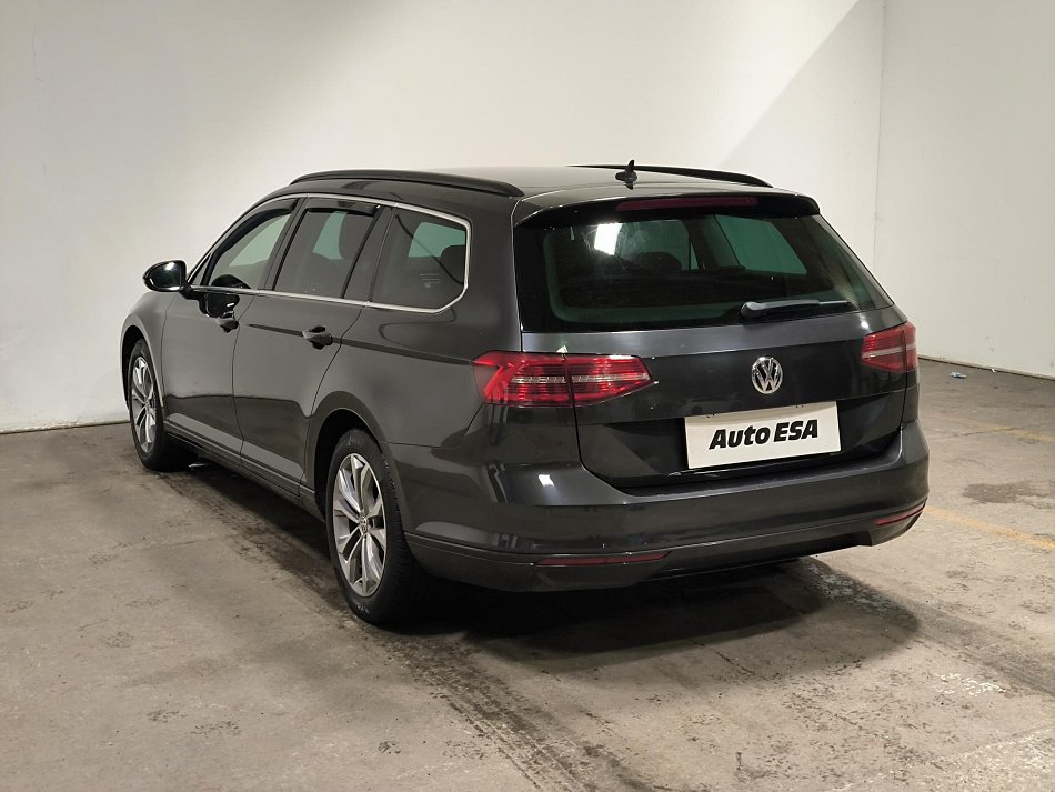 Volkswagen Passat 1.6 TDi 