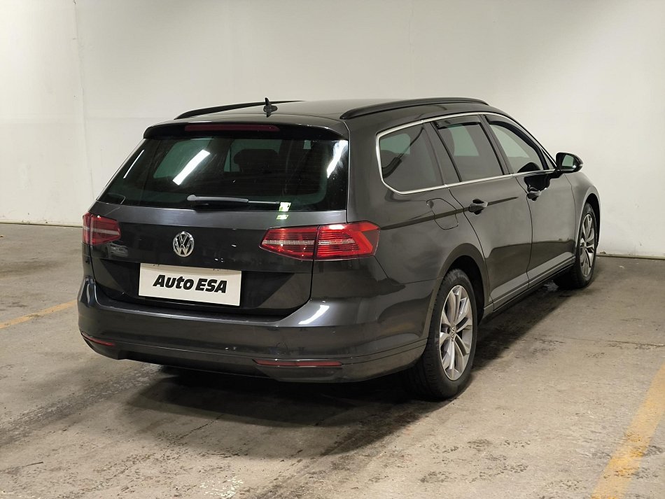 Volkswagen Passat 1.6 TDi 