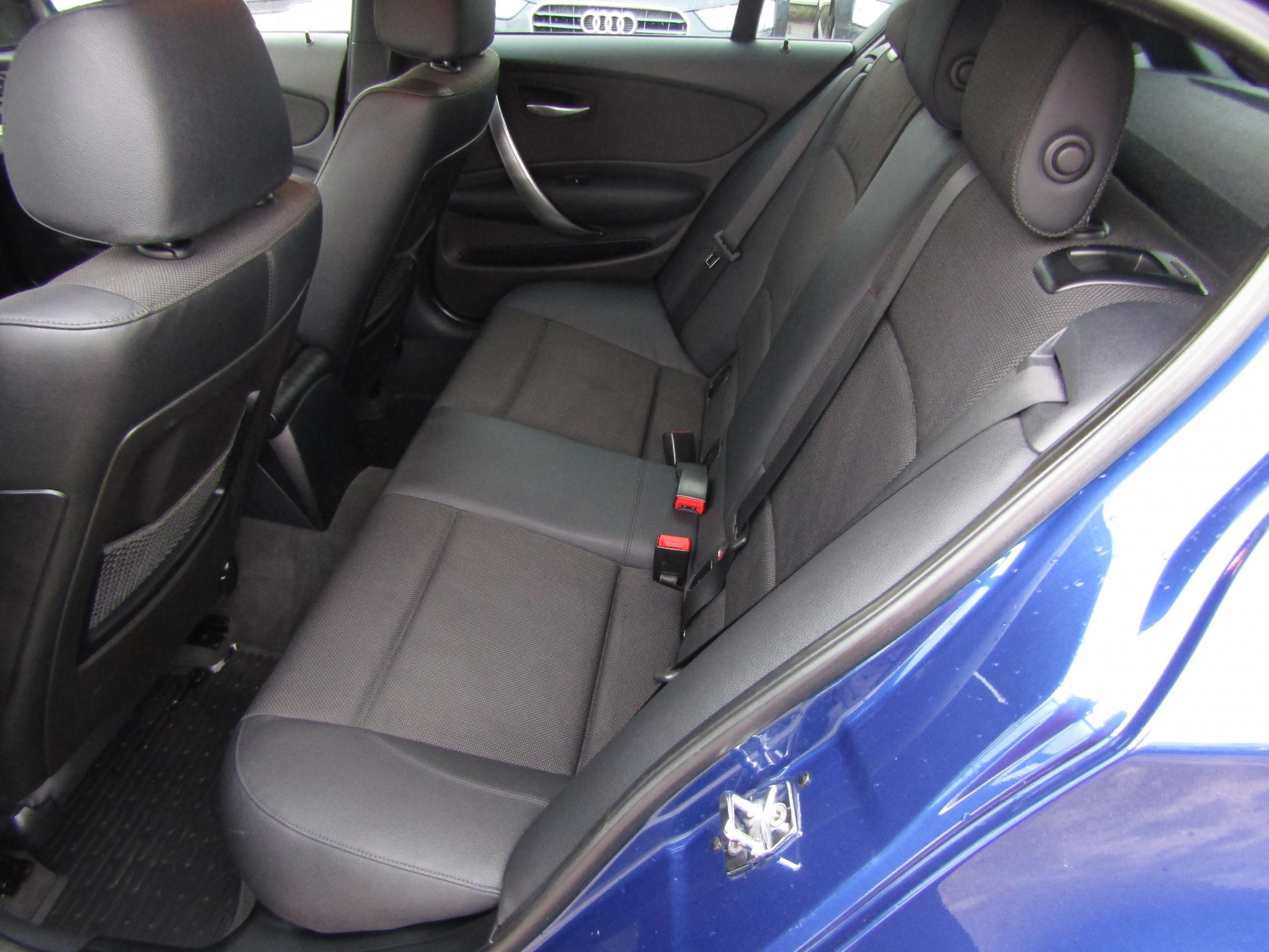 BMW Řada 1, 2008 - pohled č. 10