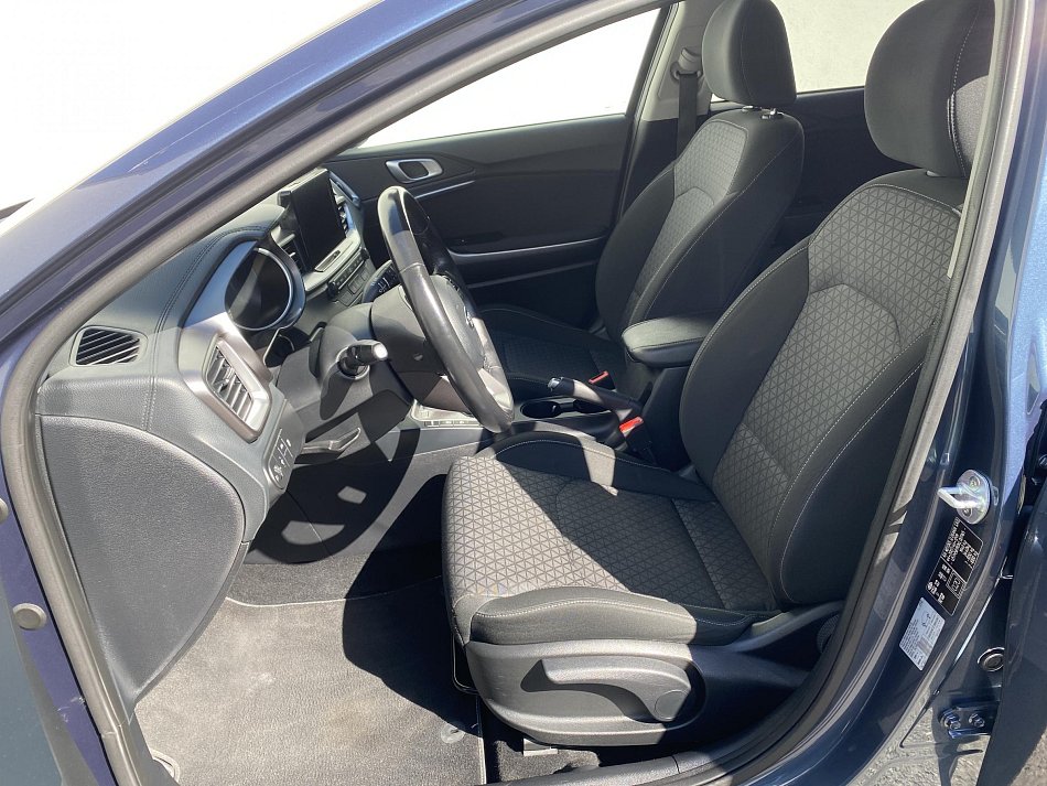 Kia Ceed 1.6 CRDi Exclusive