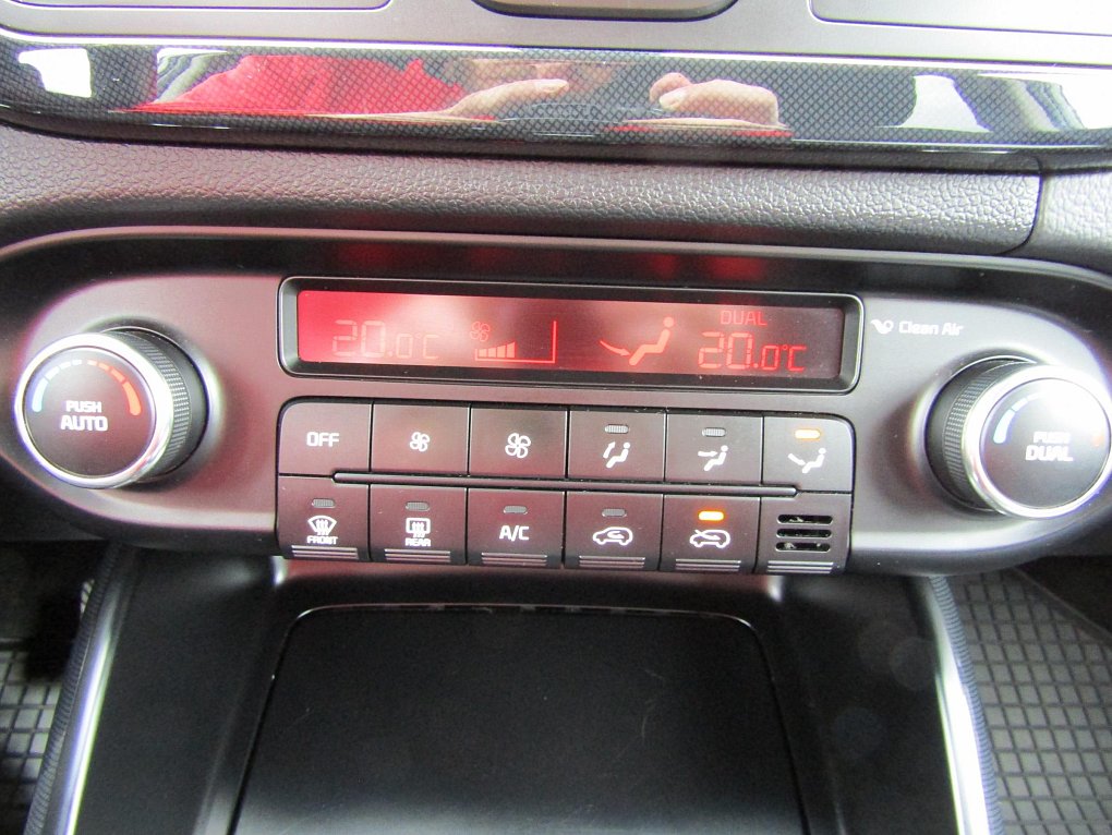 Kia Carens 1.6GDi 