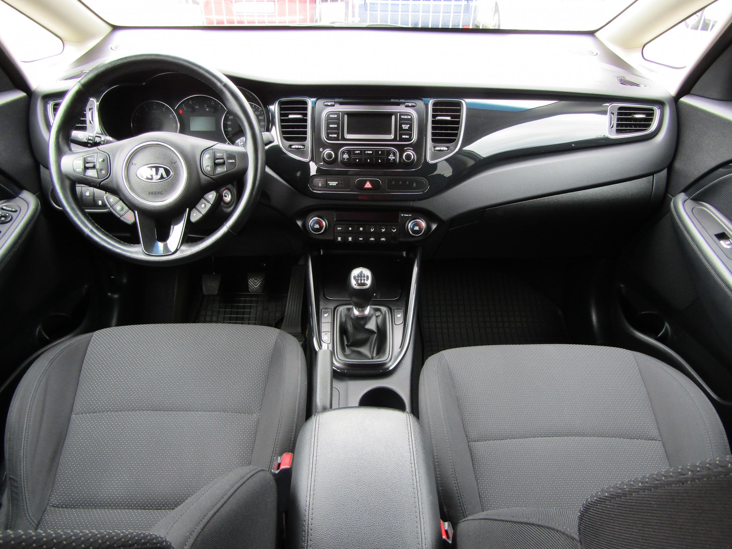 Kia Carens, 2014 - pohled č. 8