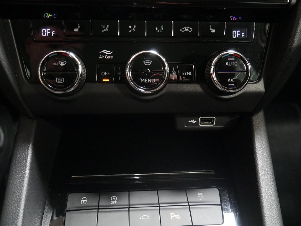 Škoda Octavia III 2.0 TSi  4x4