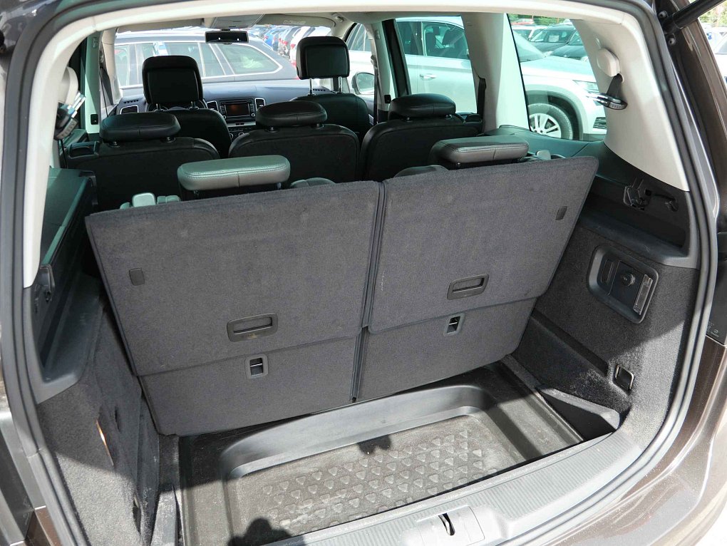 Volkswagen Sharan 2.0TDi 