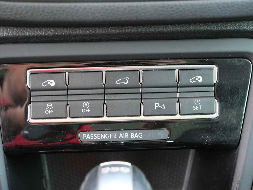 Volkswagen Sharan 2.0TDi 