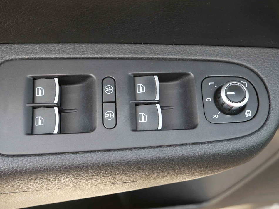 Volkswagen Sharan 2.0TDi 