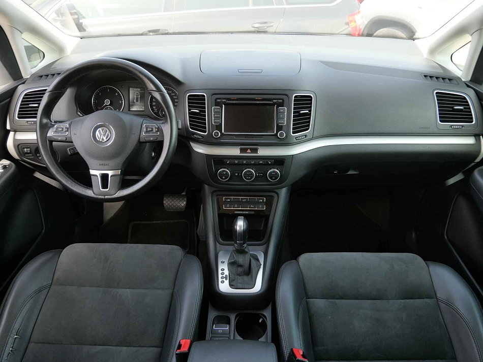 Volkswagen Sharan 2.0TDi 