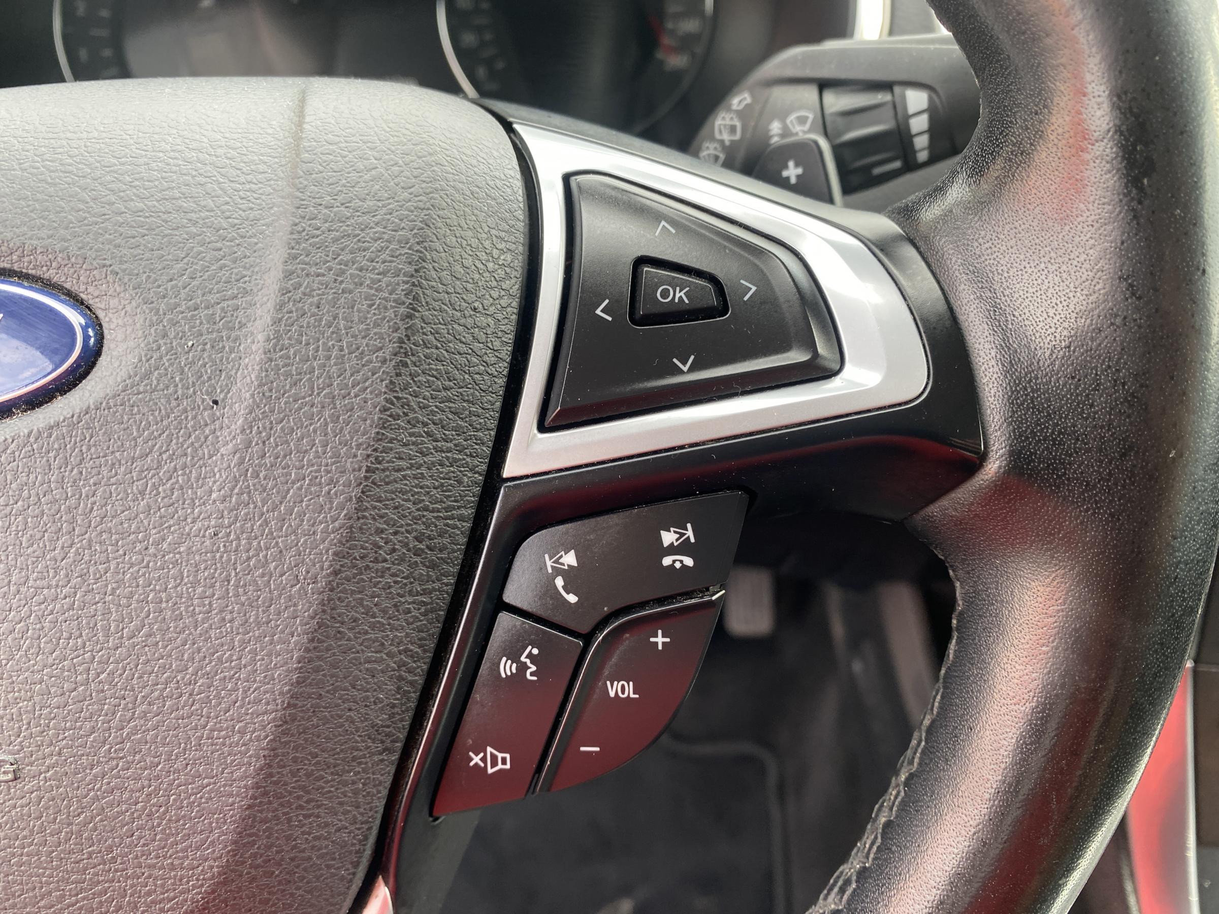 Ford S-MAX, 2019 - pohled č. 16