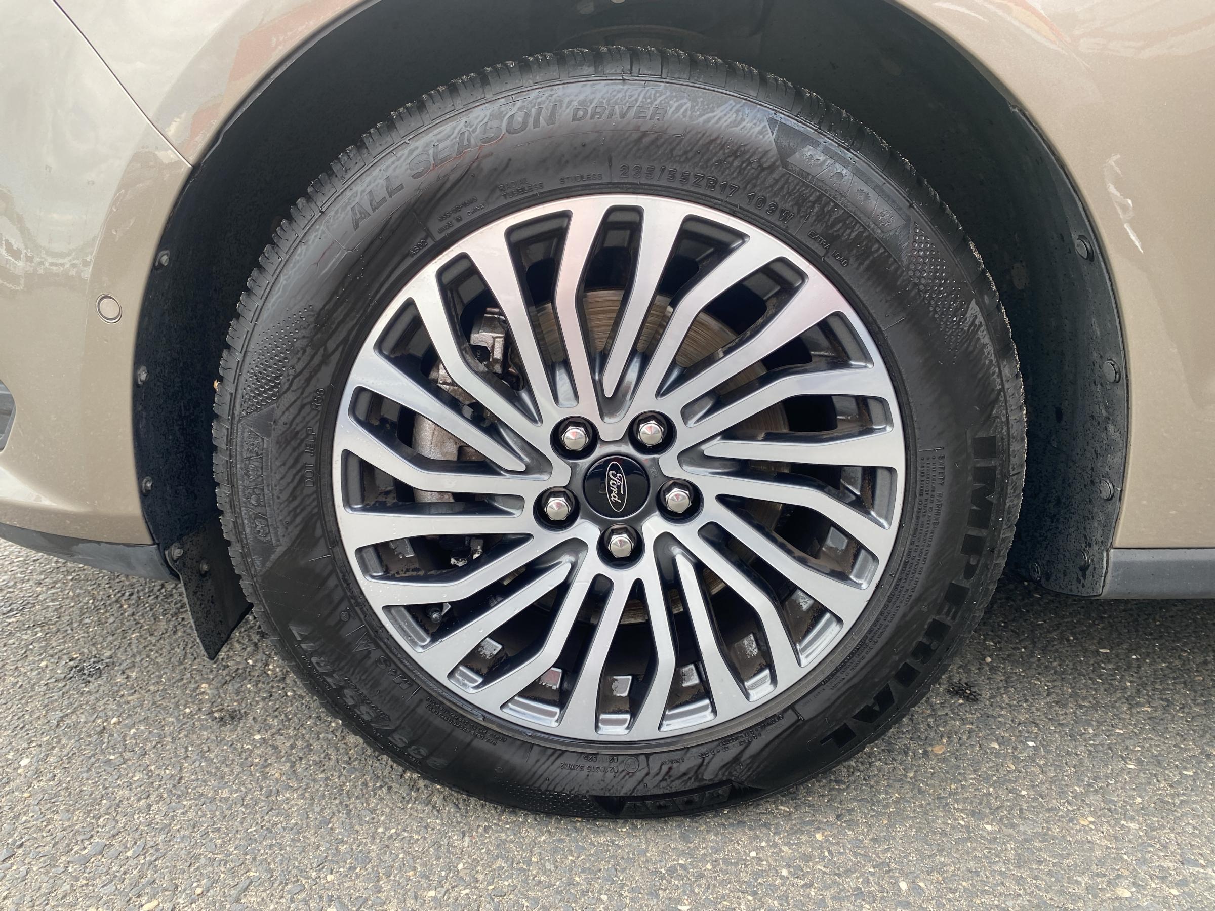 Ford S-MAX, 2019 - pohled č. 26