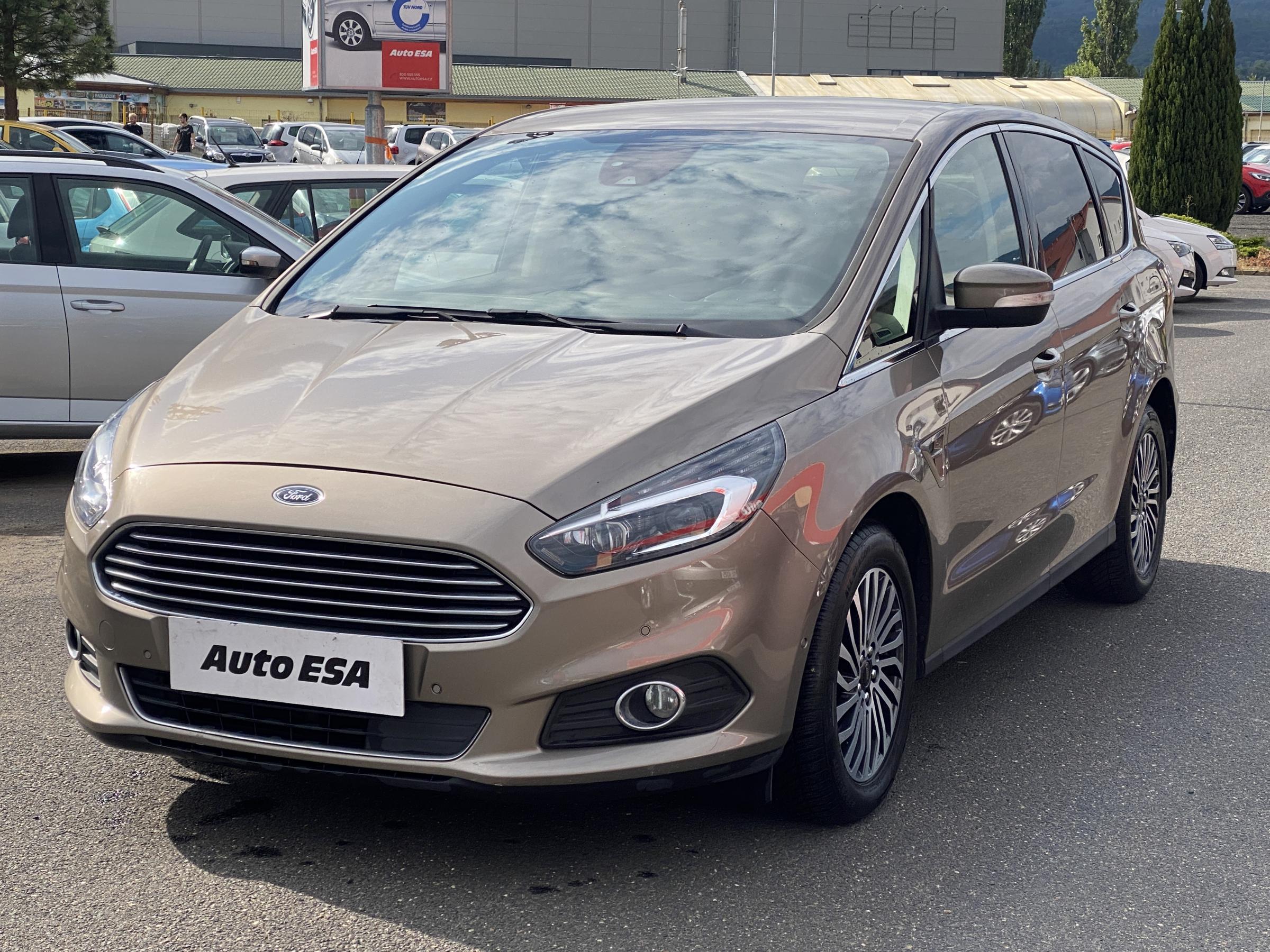 Ford S-MAX, 2019 - pohled č. 3