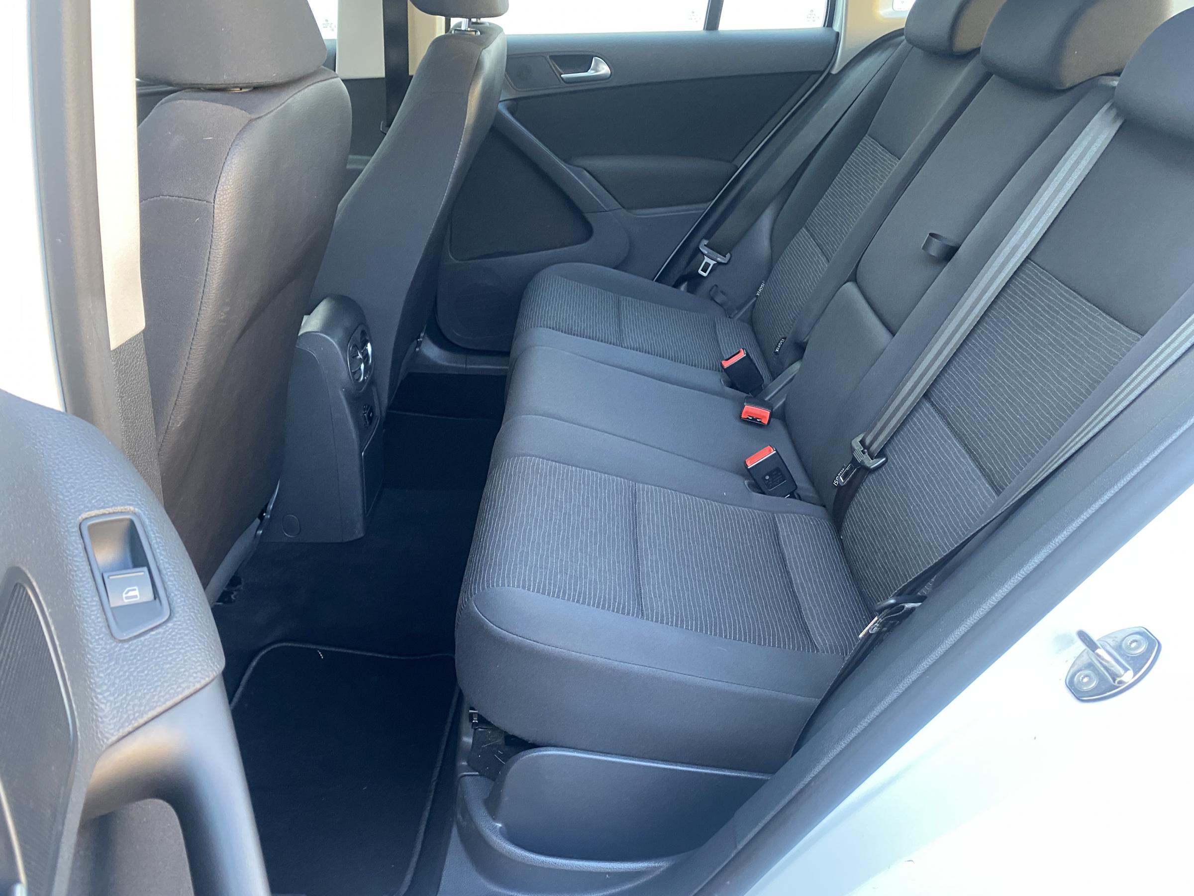 Volkswagen Tiguan, 2014 - pohled č. 11