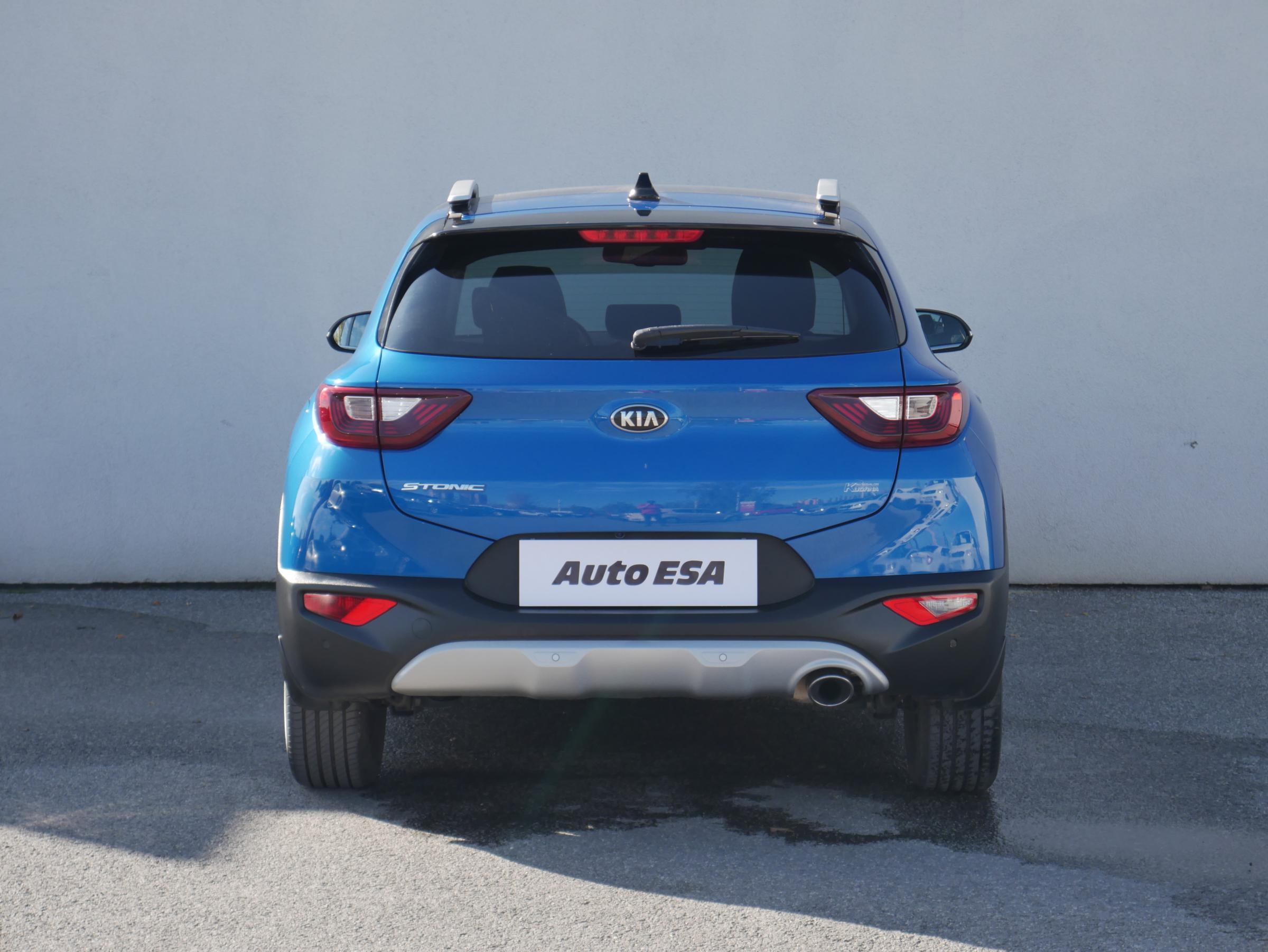 Kia Stonic, 2021 - pohled č. 5